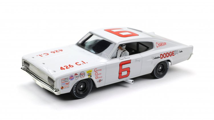 Revell Monogram David Pearson 1966 Dodge Charger Nascar 1/32 Slot Car 85-4842