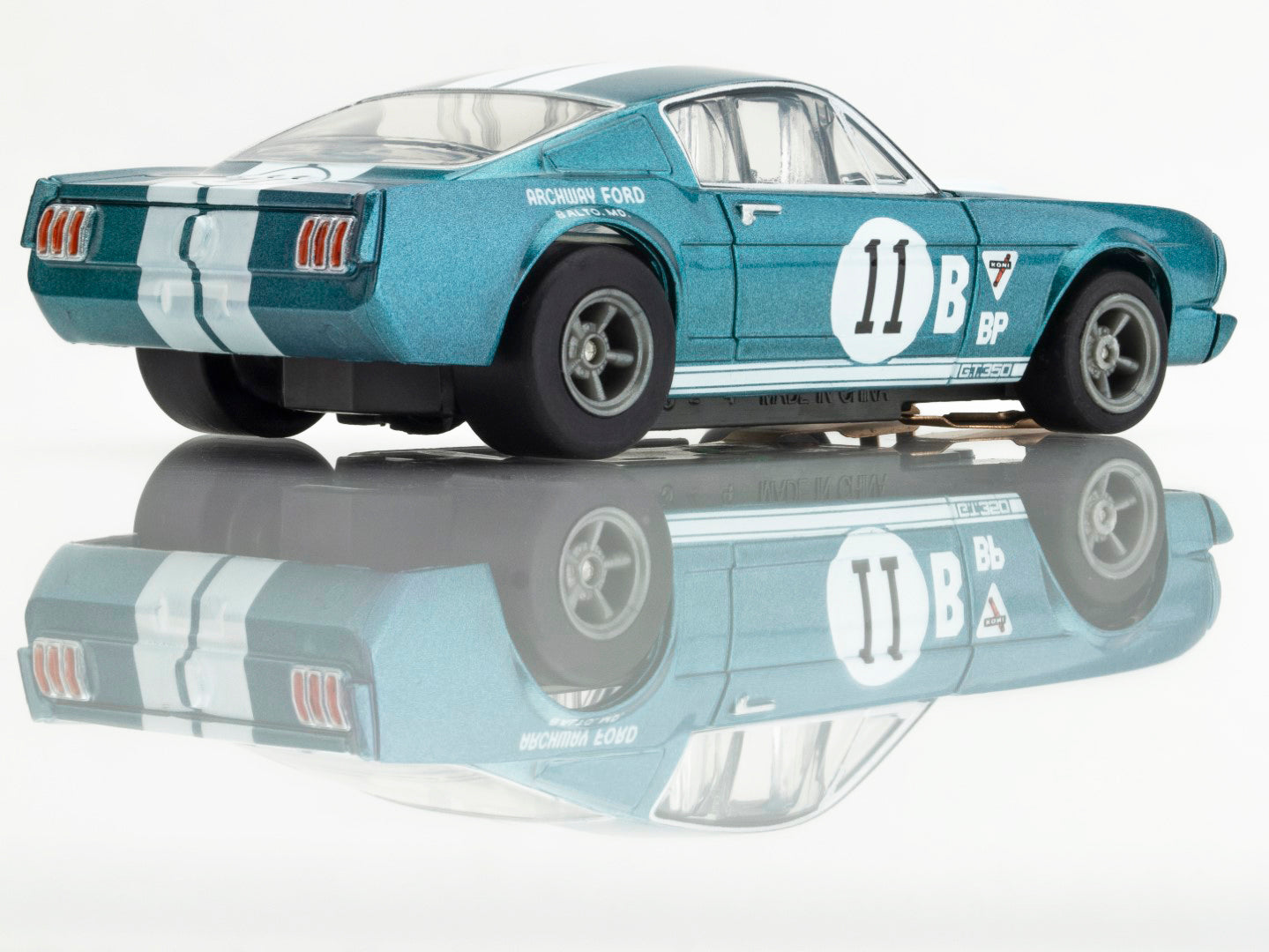 AFX 1965 Shelby Mustang GT350R Mark Donohue HO Slot Car 22071 Mega G+