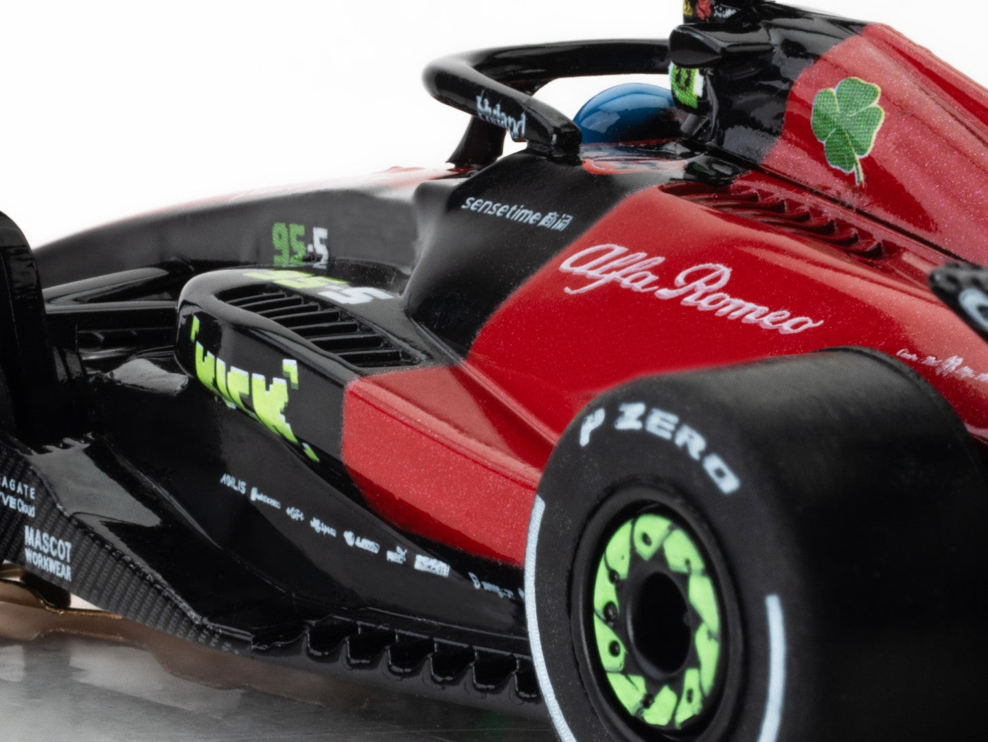 AFX 22081 Alfa Romeo F1 Spa Valtteri Bottas HO Slot Car Formula One.