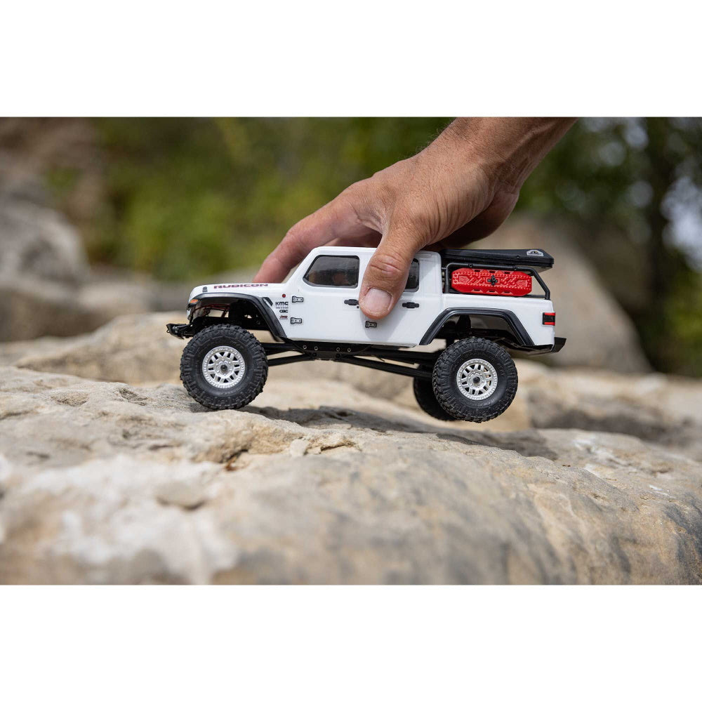 Axial 1/24 SCX24 Jeep JT Gladiator 4WD Rock Crawler Brushed RTR, White