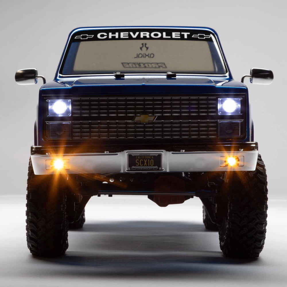 Axial AXI03030T1 1/10 SCX10 III Base Camp 1982 Chevy K10 4X4 RTR Crawler - Blue