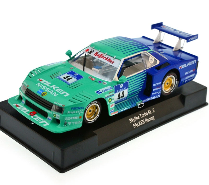 Racer Sideways Nissan Skyline Turbo Gr5 Falken Racing 1/32 Slot Car SWFC05