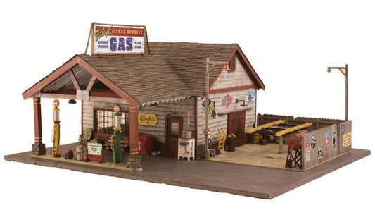 Woodland Scenics BR4935 N Ethyl's Gas & Service Structure - PowerHobby