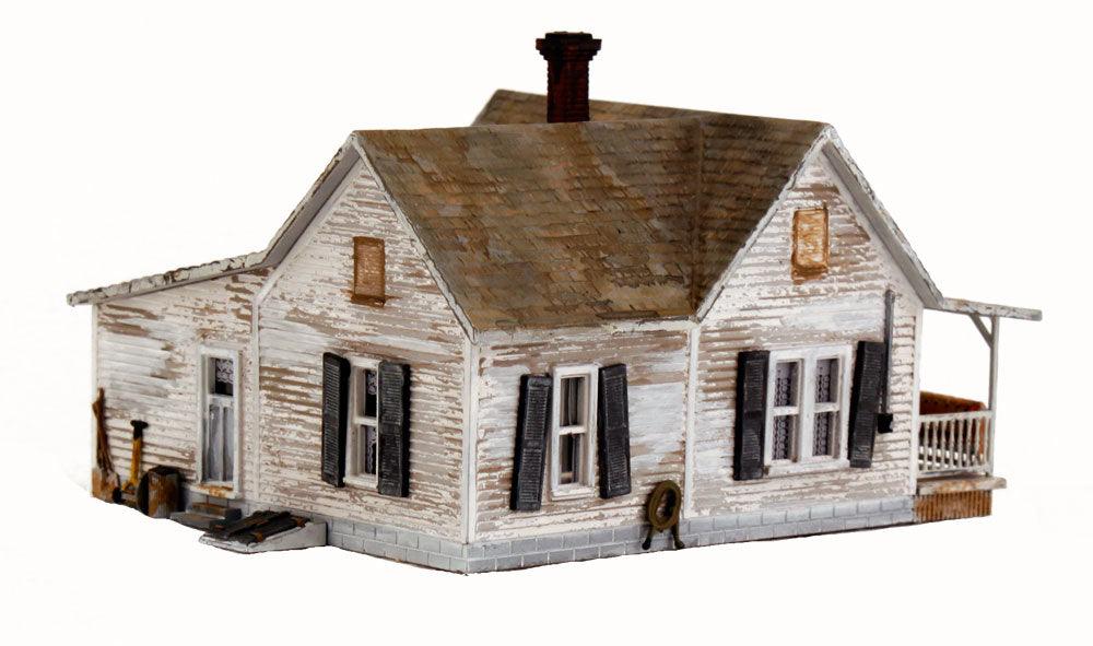 Woodland Scenics BR5040 HO Old Homestead Structure  Built-&-Ready - PowerHobby