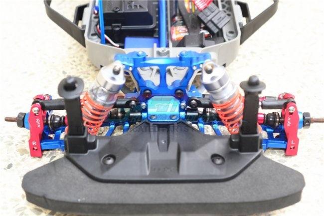 GPM ALUMINUM FRONT C HUB TRAXXAS SLASH 4X4 / SLASH 4X4 LCG / XO-01 SUPERCAR BLUE - PowerHobby